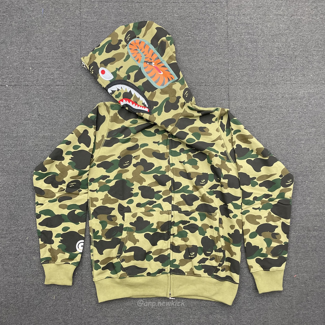 Bape Ladies 1st Camo Boa Shark Hoodie Green (3) - newkick.cc